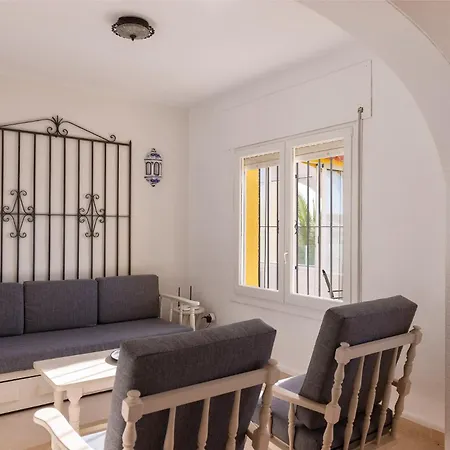 Ojeda - Plusholidays Holiday home